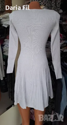 КРАСИВА бяла кукленска рокля от фино еластично плетиво , снимка 3 - Рокли - 48244362