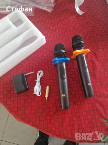 Динамични микрофони за караоке 2 бр. Безжични