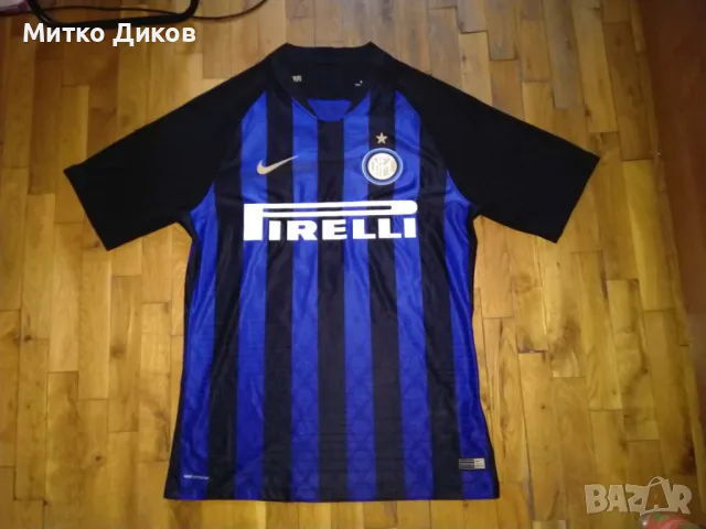 Интер футболна тениска  №22 Артуро Видал отлична размер М 