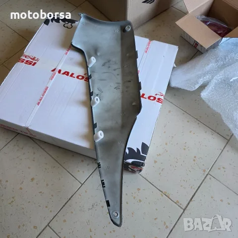 оригинален спойлер дъга Ямаха Т мах 500 Yamaha T max 500 2001-2007, снимка 2 - Части - 55730518