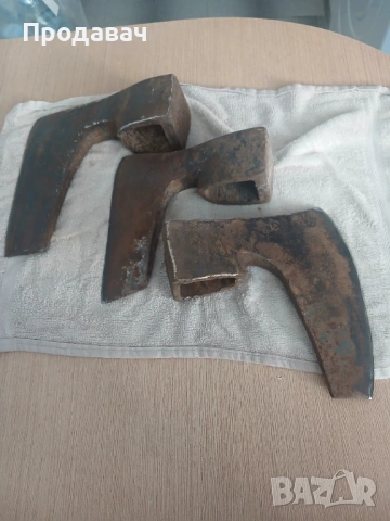 Стари български брадви