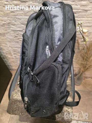 Голяма раница SWISSGEAR, носена веднъж. , снимка 5 - Раници - 56103496