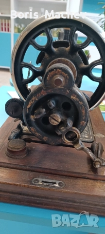 Стара шевна машина Pfaff, снимка 4 - Антикварни и старинни предмети - 52286627