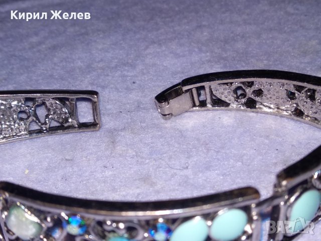 МНОГО КРАСИВА ФЛОРАЛНА ФИЛИГРАНЕН ТИП МЕДНА РЕТРО ГРИВНА с БЯЛА ПОЗЛАТА и КРИСТАЛИ 21154, снимка 8 - Гривни - 41649151