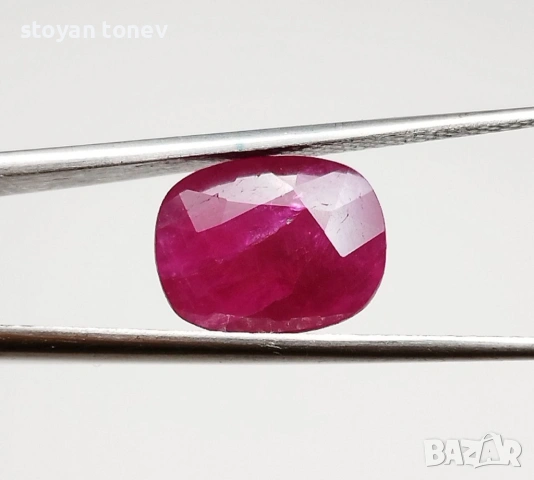 Рядък Ненагряван Африкански Рубин 3.49кт с Vivid пурпурно-Червен Огън! Сертифициран! Нов!, снимка 12 - Други - 53652220
