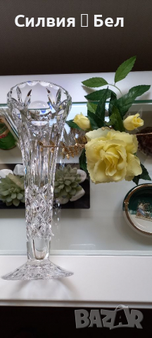 Кристална ваза, снимка 1 - Вази - 36212770