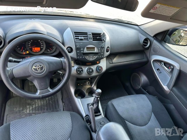 Toyota RAV 4 2.2 Dcat 136к.с   - цена 12 800 лв --- БЕЗ БАРТЕР   -редовни документи, задължително пр, снимка 3 - Автомобили и джипове - 42014368