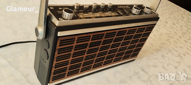 Ретро радио приемник, снимка 7 - Антикварни и старинни предмети - 53762520