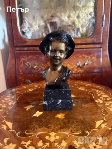 Малък бронзов бюст, снимка 5 - Антикварни и старинни предмети - 52704139