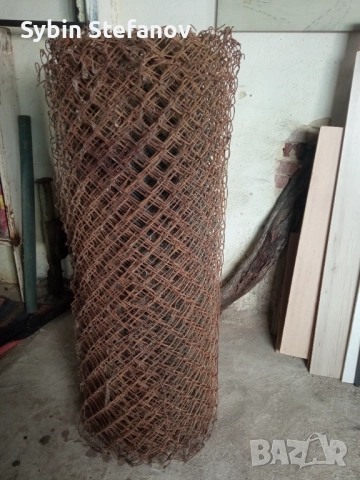 Продавам оградна мрежа
