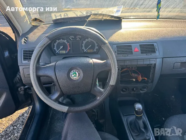 Шкода фабия 1.2 бензин 2006 Г код на двигател BMD053571 само на части , снимка 9 - Части - 48077749