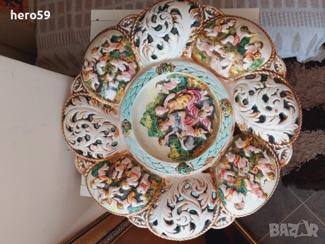 Порцеланова фруктиера ''Каподимонте''Capodimonte Porcelain, снимка 2 - Антикварни и старинни предмети - 41580483