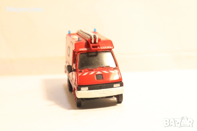 1:64 DEL PRADO RENAULT КАМИОН ПОЖАРНА КОЛИЧКА МОДЕЛ, снимка 4 - Колекции - 53694797