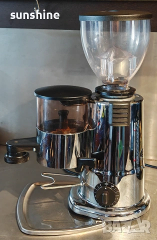 Made in ITALY * ХРОМ * Профисионална Кафемелачка Macap M4T таймер 58мм