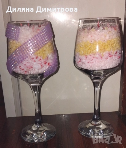 Ароматни свещи в чаши