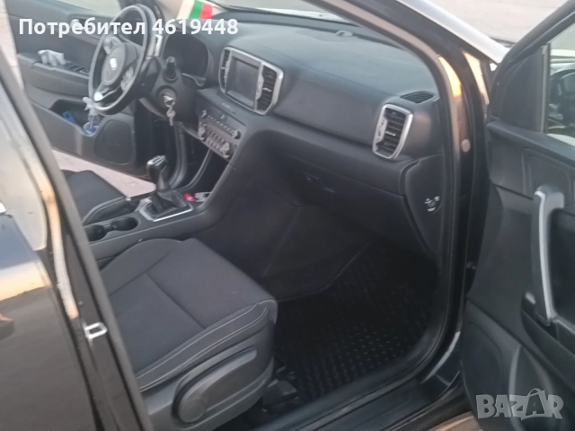 Продавам Киа Спортидж, снимка 9 - Автомобили и джипове - 53685807