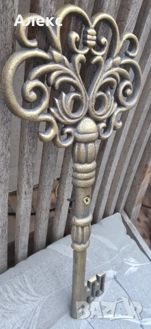 Много голям чугунен ключ– 34см, снимка 4 - Антикварни и старинни предмети - 53698873