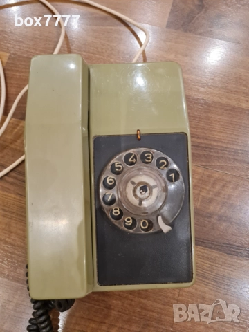 Старинен телефон с шайба