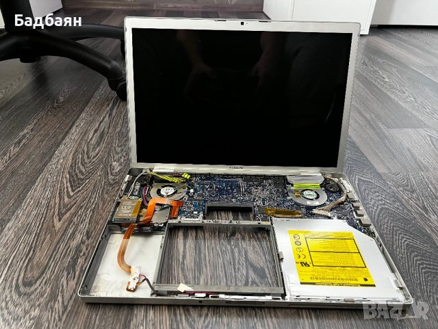 Apple MacBook Pro 15-Inch "Core 2 Duo" 2.16, снимка 1