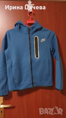 Детска ветровка NIKE