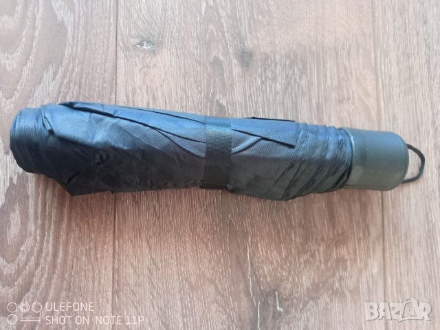 Мъжки сгъваем черен чадър 96 см. диаметър с калъф
