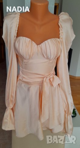 Комплект бюстие и пола*