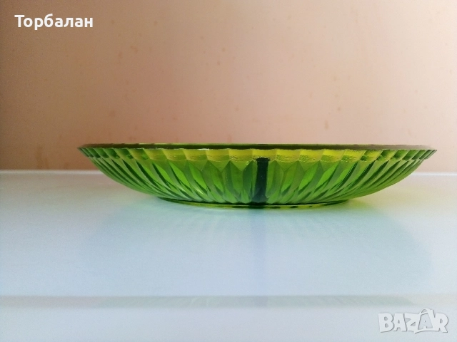 Чиния за сервиране от соц-а , снимка 4 - Чинии - 51549586