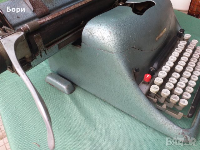 olivetti LEHIKON 80  1952г  пишеща машина, снимка 5 - Други ценни предмети - 34126398