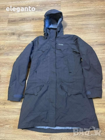 Висок клас дамска изолирана парка bergans of norway tromso primaloft  long parka , L размер , снимка 2 - Якета - 52503516