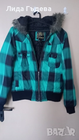 Дамско карирано яке, снимка 2 - Ризи - 52209430