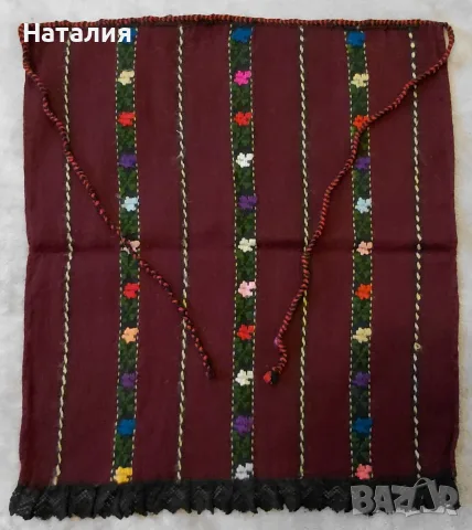 Автентични ръчно бродирани тъкани престилки и вълненик , снимка 2 - Други - 56237991