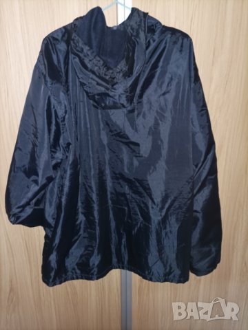 Яке с качулка, снимка 2 - Якета - 39226087