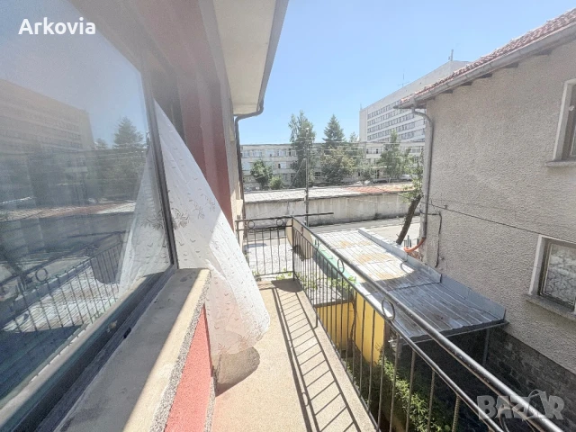 ПРОДАВА ЕТАЖ ОТ КЪЩА - гр. Самоков, ( зад болницата ), снимка 15 - Етаж от къща - 51109019