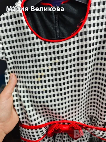 Рокля, снимка 2 - Детски рокли и поли - 47953903