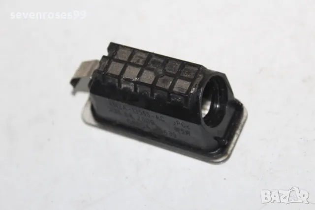 Плафон номер Форд Фиеста 6 2011 1.4tdci 68hp Ford Fiesta 6, снимка 3 - Части - 48307078