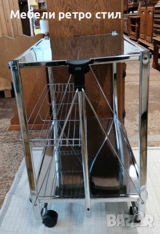 Сервизна  масичка на колелца с хромирана повърхност. Сгъваема и  лесно подвижна. , снимка 4 - Маси - 52226065