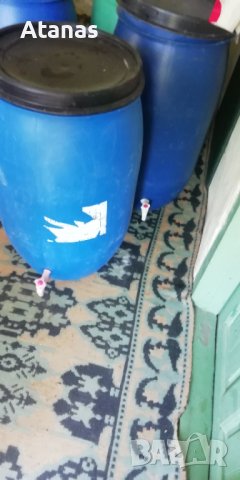 Продавам 3 бр. запазени бидони