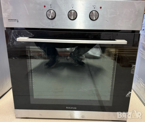 Вградима фурна Taurus HM669IXM – 69 л, 2300 W, WaterSteam Clean System, SuperGrill, енергиен клас A