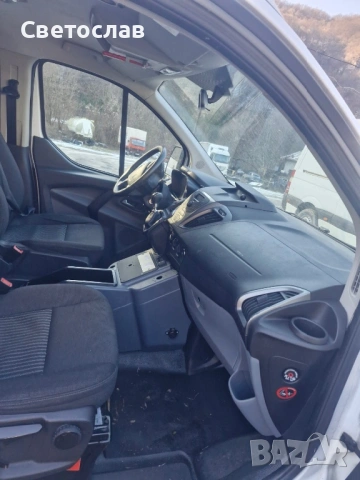 Ford Transit Custom , снимка 8 - Бусове и автобуси - 53266600
