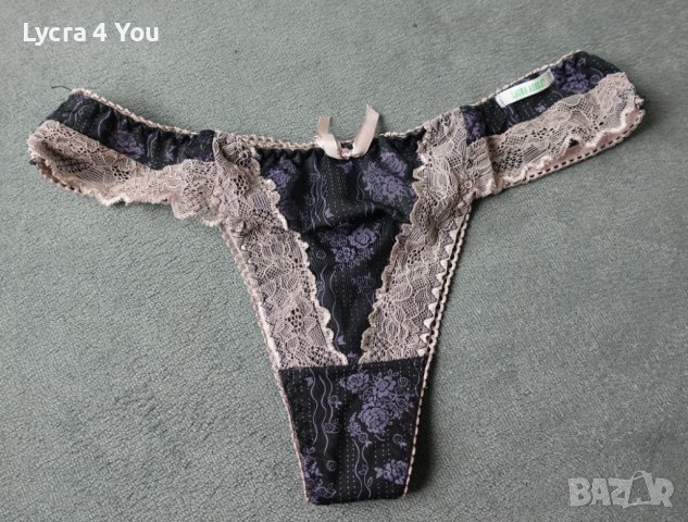 XS Laura Ashley прашка с флорални рисунки и бежова дантела, снимка 1