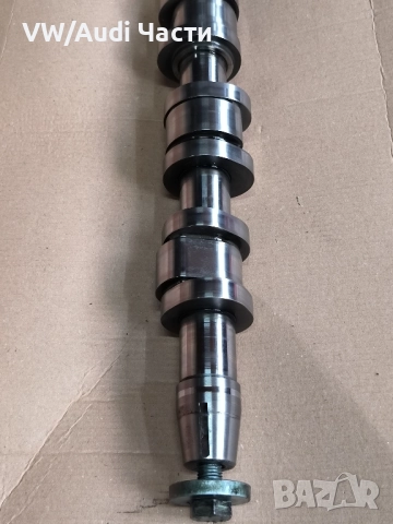 Разпределителен вал за Голф 5 Ауди А3 Пасат Туран 2.0тди VW Golf 5 Audi A3 8P Passat Touran 2.0TDI, снимка 2 - Части - 52459731