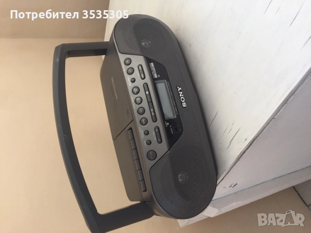 Радио-касетофон  CD SONY