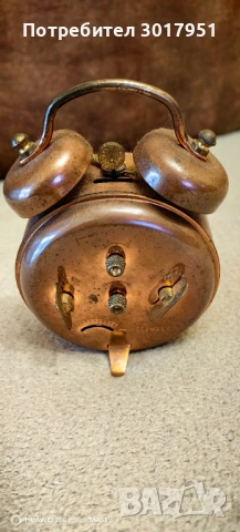 Стар механичен германски часовник-будилник, снимка 3 - Антикварни и старинни предмети - 53806898