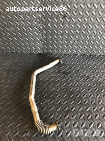 Тръба за EGR Клапан за Citroen/Peugeot C5 2.2 HDi (2006) 96481236, снимка 2 - Части - 53511105