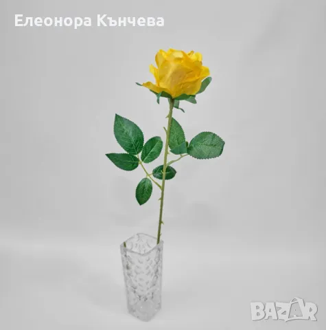 Изкуствени рози с реалистична визия, снимка 1
