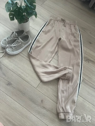 Бежов спортен панталон, снимка 6 - Панталони - 50588357