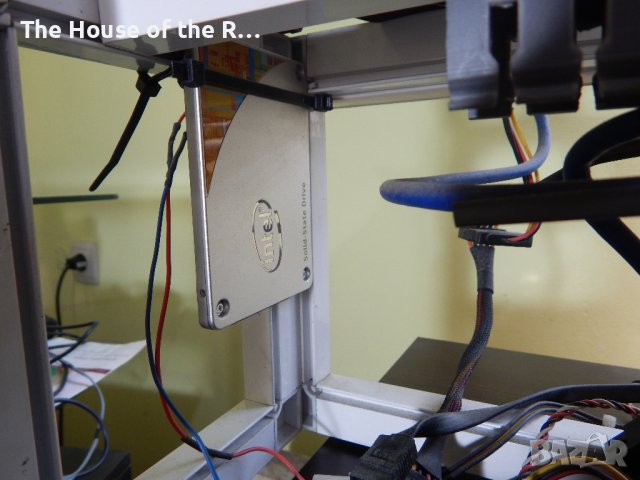 майнинг риг с видео карти Mining rig , снимка 5 - За дома - 44213367