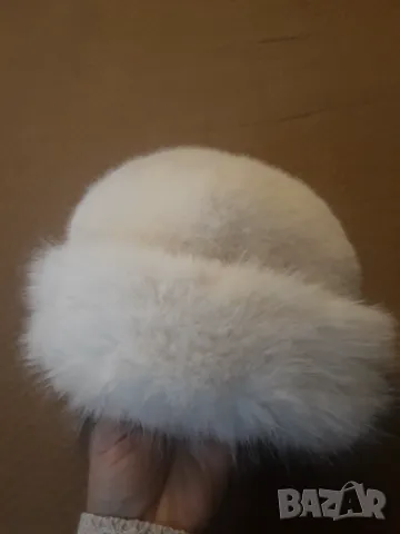 Дамска шапка с косъм, снимка 2 - Шапки - 49123114