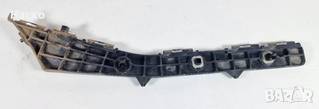 Заден Десен Държач Скоба Крепеж Задна Броня Toyota Avensis T27 Тойота Авенсис Т27 2009г-2018г, снимка 2 - Части - 56106729