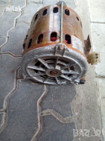 Продавам  Ел. Двигател , снимка 2 - Електродвигатели - 39304505